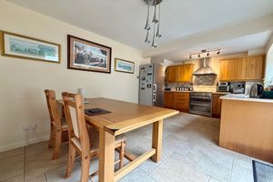 17' Kitchen/Dining Room- click for photo gallery